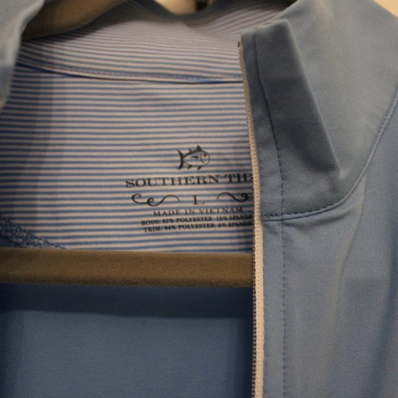 Southern Tides 3/4 zip up - Picture 5 of 9